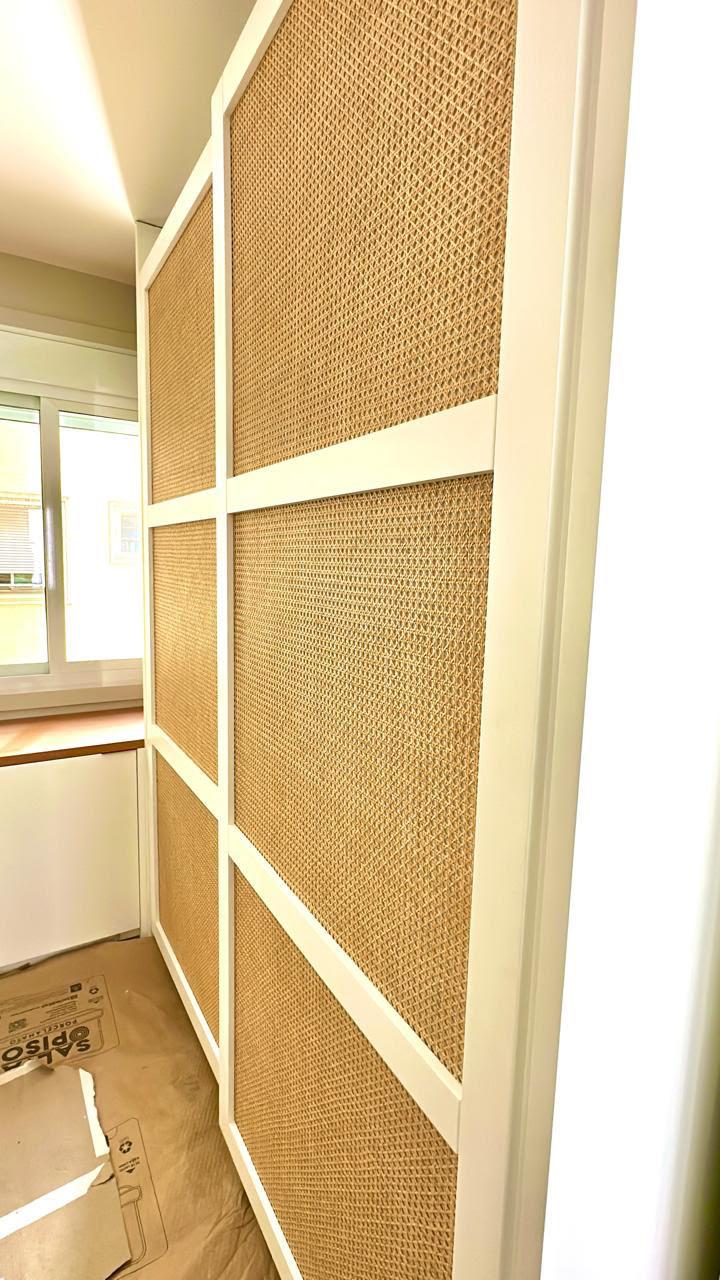 Painel em palhinha natural